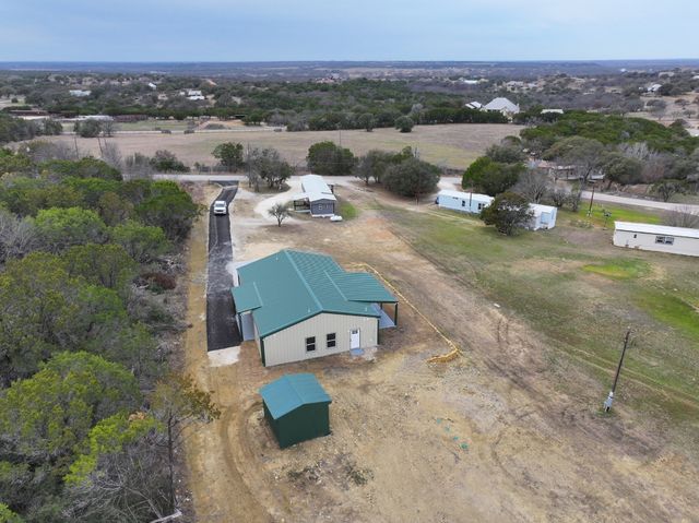 530 Lois Circle, Granbury, TX 76049