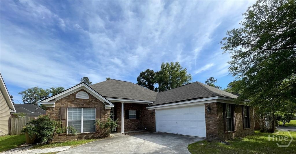 Image 1 of property listing at 322 Laurel Hill Circle, Richmond Hill, GA 31324