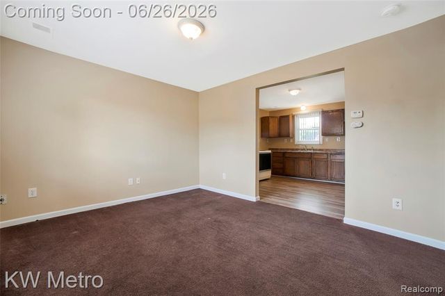 25335 Pinehurst Street, Roseville, MI 48066