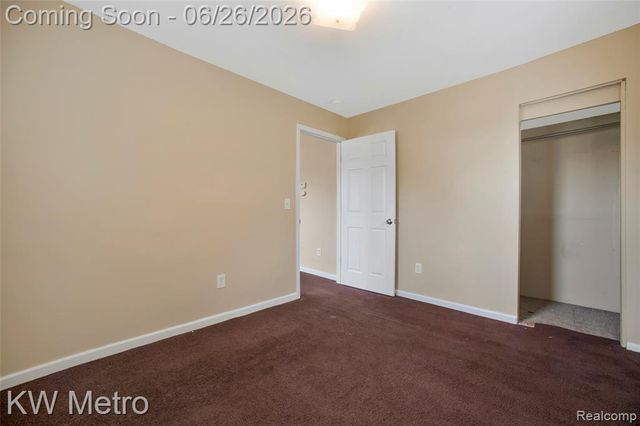 25335 Pinehurst Street, Roseville, MI 48066
