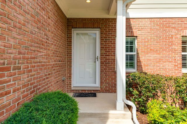 1815 Torrey Parkway, Libertyville, IL 60048