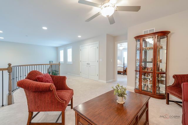1815 Torrey Parkway, Libertyville, IL 60048