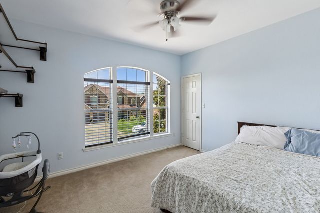 2715 Columbus, Grand Prairie, TX 75054