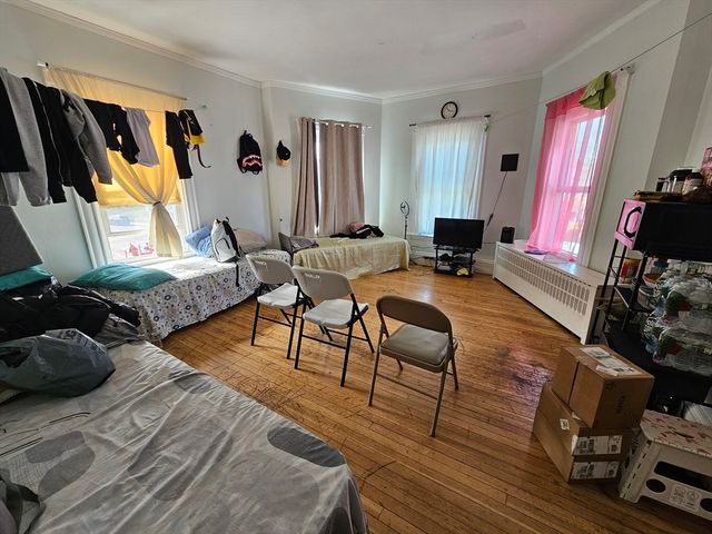 1110 River St, Boston, MA 02136