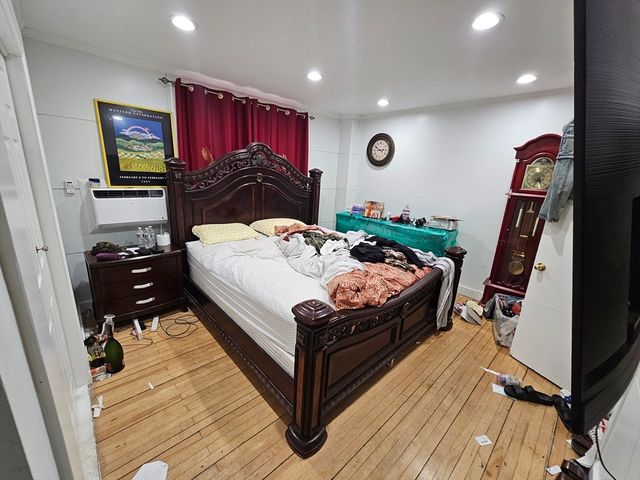 1110 River St, Boston, MA 02136