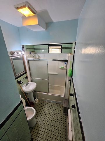 1110 River St, Boston, MA 02136