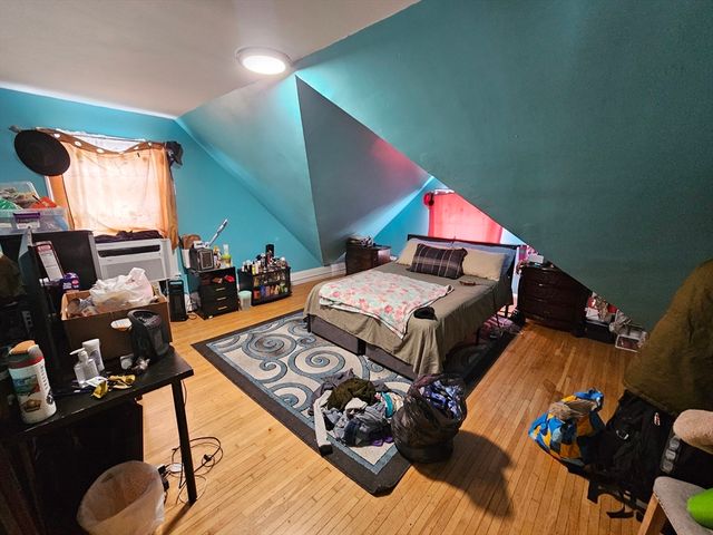 1110 River St, Boston, MA 02136