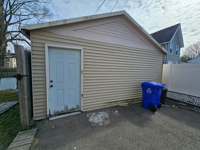 1110 River St, Boston, MA 02136