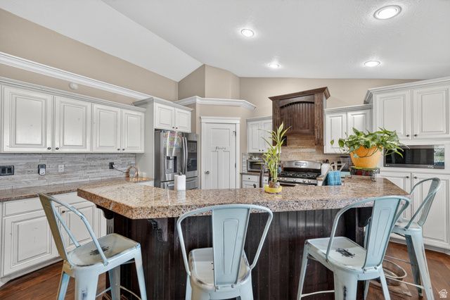3396 W 2350 N, Plain City, UT 84404