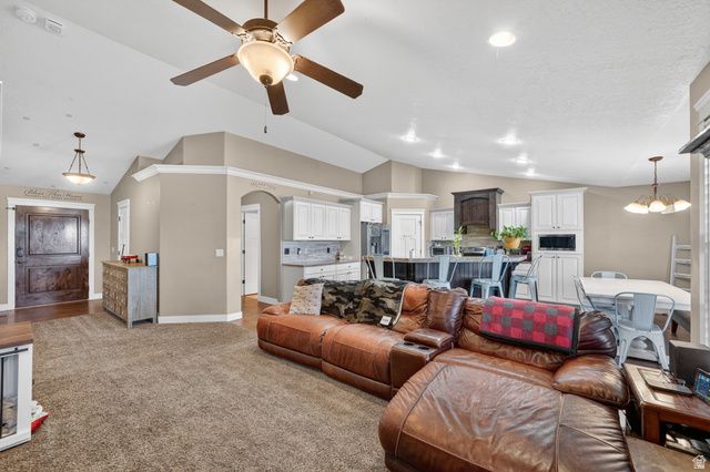 3396 W 2350 N, Plain City, UT 84404