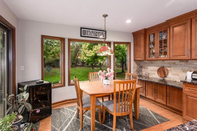 17624 Parke Lane Lane, Grosse Ile, MI 48138