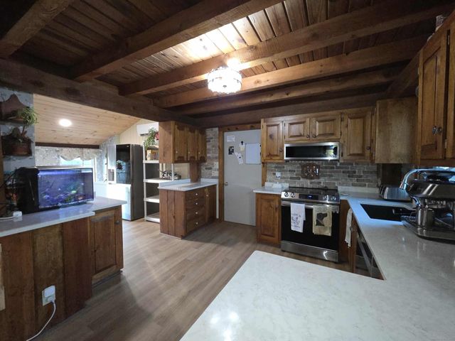 145 Perrin Road, Woodstock, CT 06281