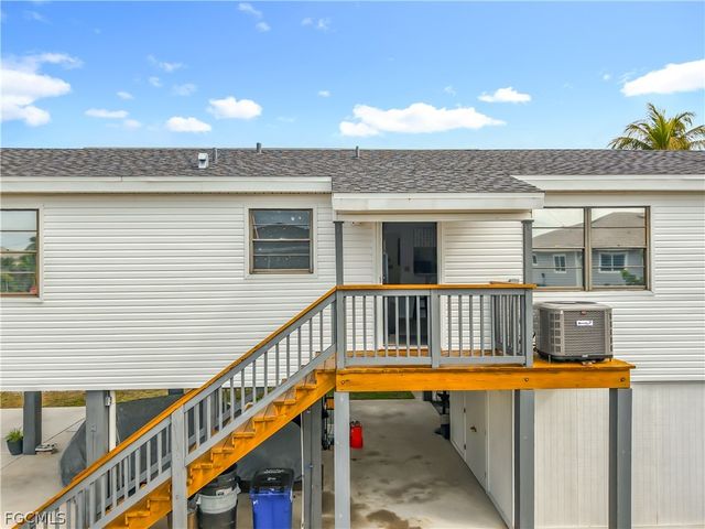 8010 Buccaneer DR, Fort Myers Beach, FL 33931