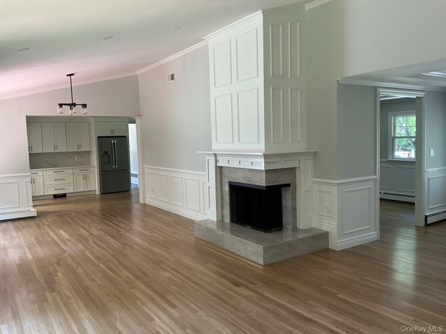 19 MICHAELS Lane, Old Brookville, NY 11545