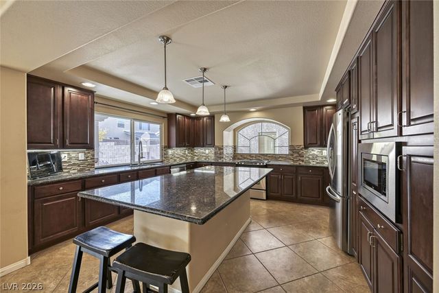 6239 Mustang Spring Avenue, Las Vegas, NV 89139