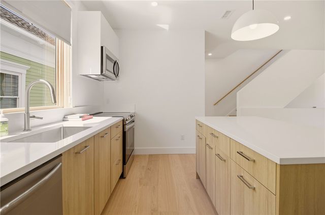 59 Warren Street 1, Providence, RI 02907