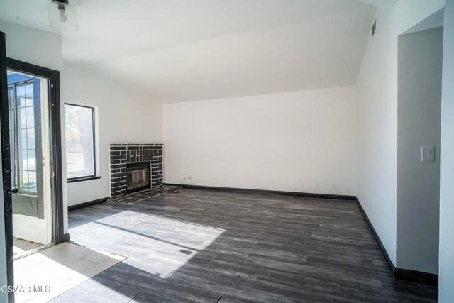 837 Sunrise Court, Lancaster, CA 93535