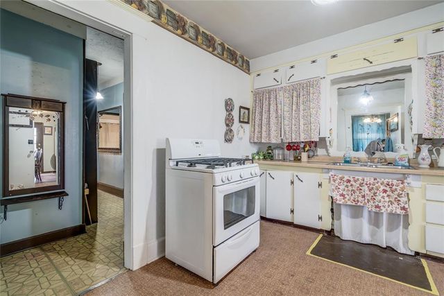 1809 NW 9th Street, Oklahoma City, OK 73106