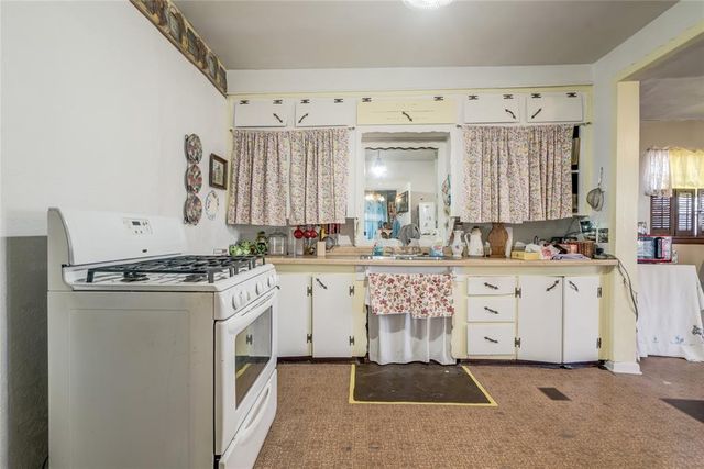 1809 NW 9th Street, Oklahoma City, OK 73106