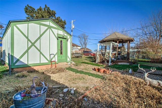 1809 NW 9th Street, Oklahoma City, OK 73106