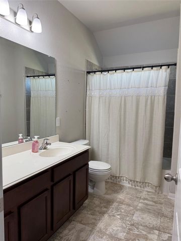 423 Bay Grove Lane, La Porte, TX 77571