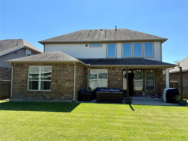 423 Bay Grove Lane, La Porte, TX 77571