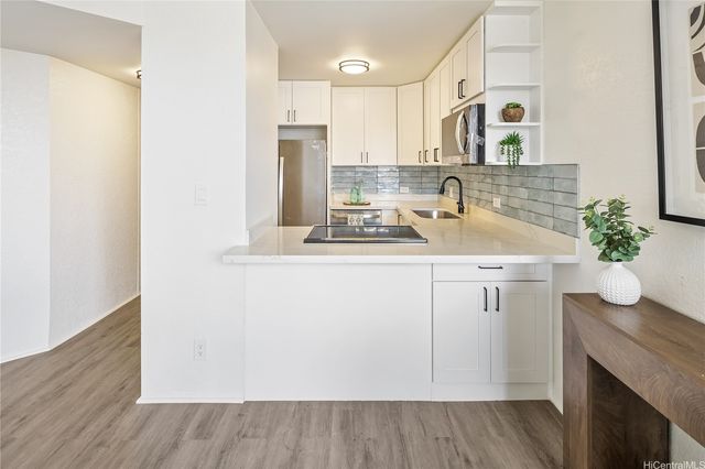 300 Wai Nani Way 1815, Honolulu, HI 96815