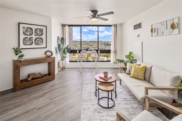 300 Wai Nani Way 1815, Honolulu, HI 96815