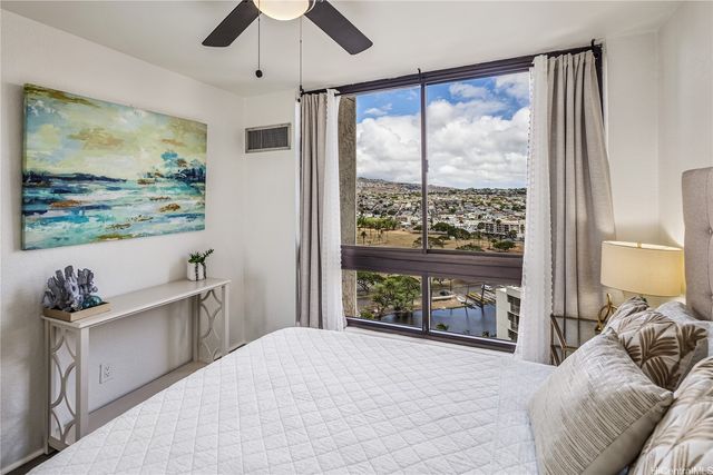 300 Wai Nani Way 1815, Honolulu, HI 96815