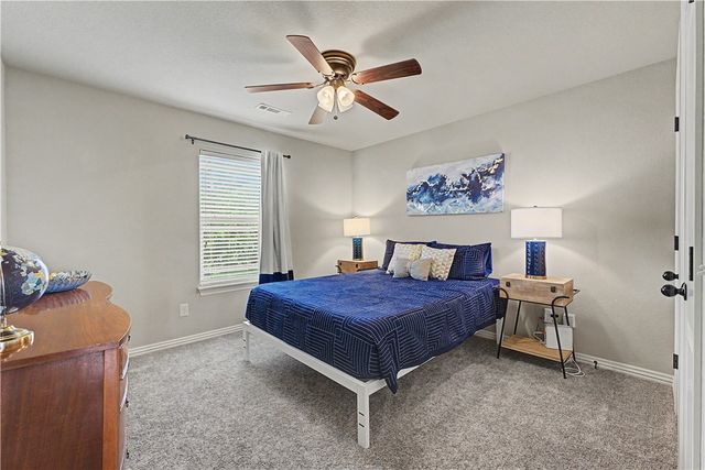 6115 S 37Th Street, Rogers, AR 72758