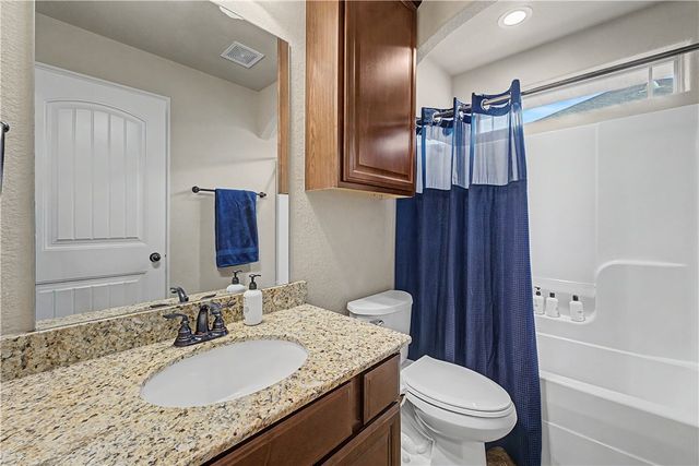 6115 S 37Th Street, Rogers, AR 72758