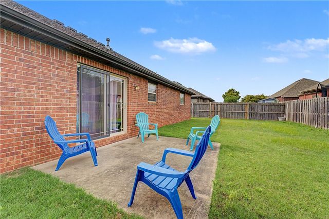 6115 S 37Th Street, Rogers, AR 72758