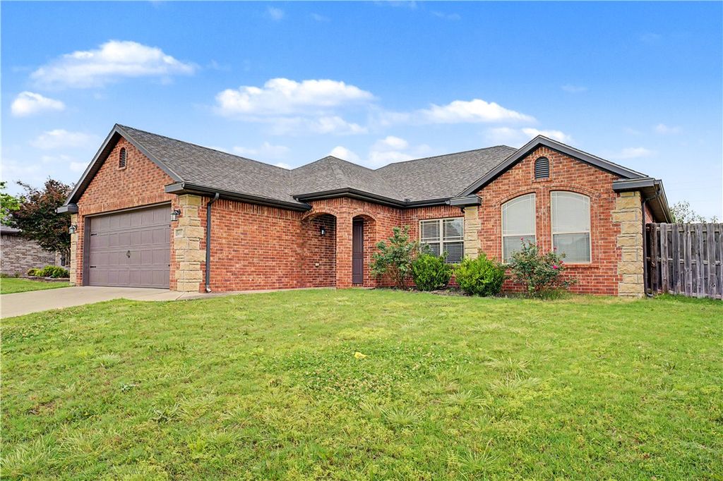 6115 S 37Th Street, Rogers, AR 72758