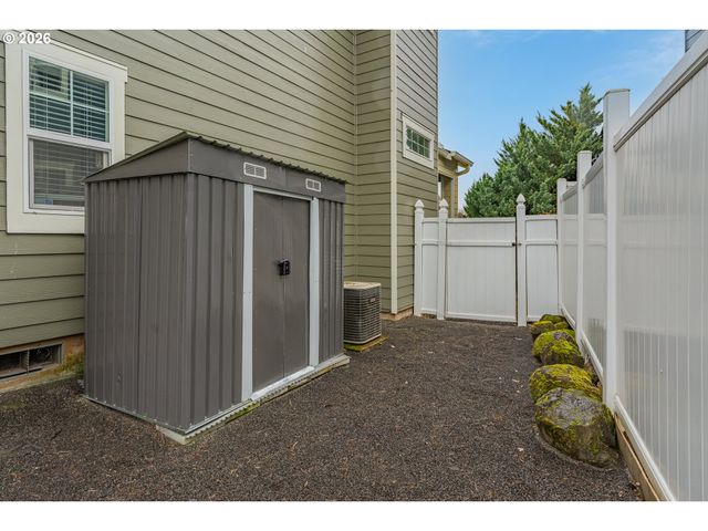 20677 NOBLE Ln, West Linn, OR 97068