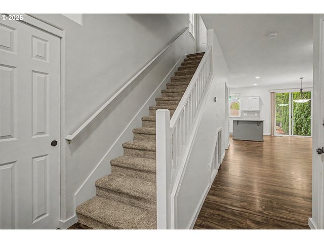 20677 NOBLE Ln, West Linn, OR 97068