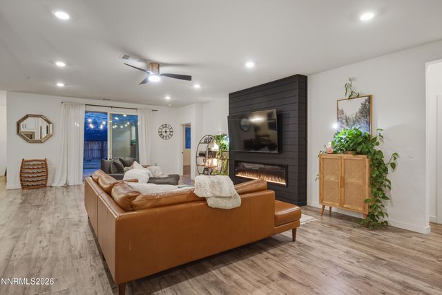 8412 Castletroy Drive, Verdi, NV 89439