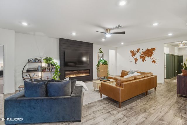 8412 Castletroy Drive, Verdi, NV 89439