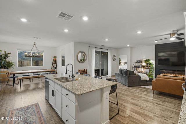 8412 Castletroy Drive, Verdi, NV 89439