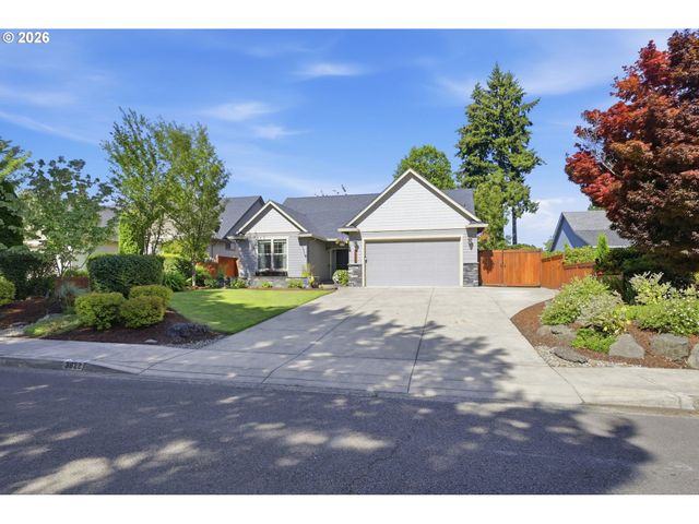 3622 STARK St, Eugene, OR 97404