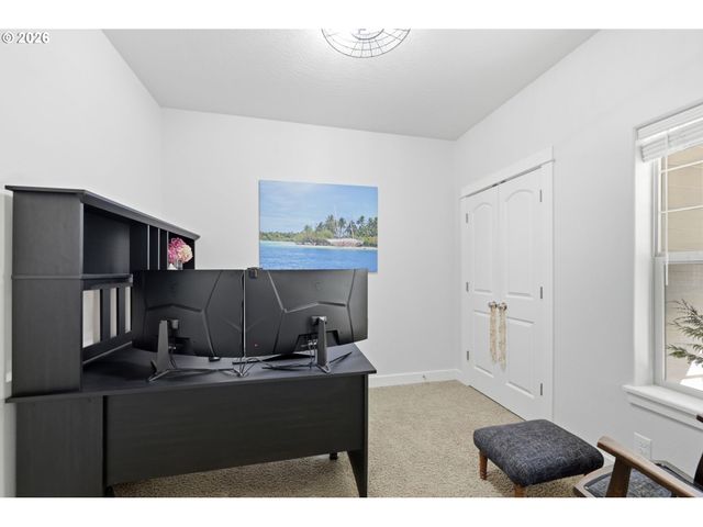 3622 STARK St, Eugene, OR 97404
