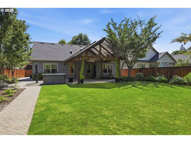 3622 STARK St, Eugene, OR 97404