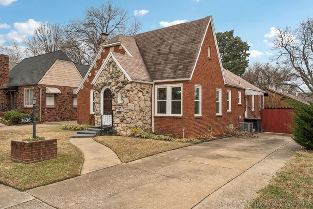 2636 E 14th Street, Tulsa, OK 74104