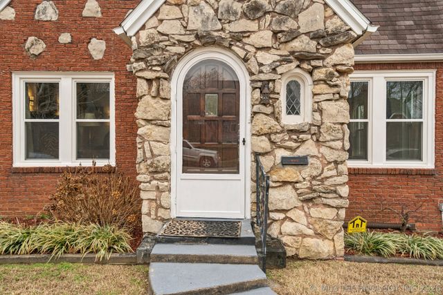 2636 E 14th Street, Tulsa, OK 74104