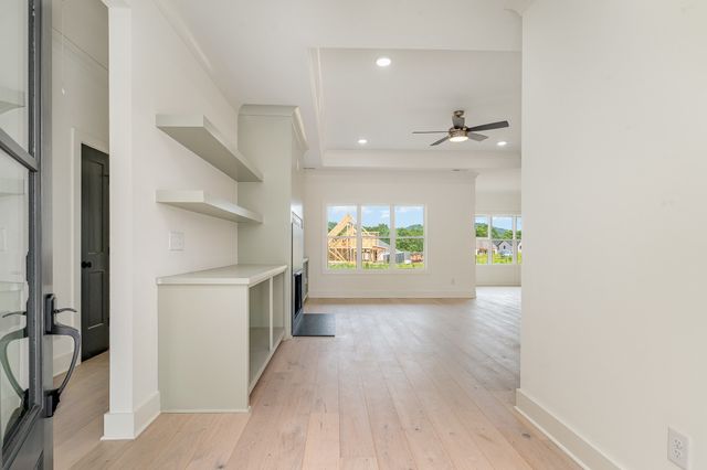 50 Lauderdale Lane, Hartsville, TN 37074