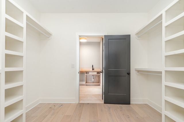 50 Lauderdale Lane, Hartsville, TN 37074