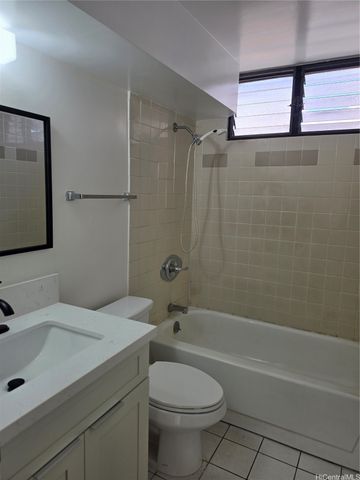 1820 Waiola Street 312, Honolulu, HI 96826