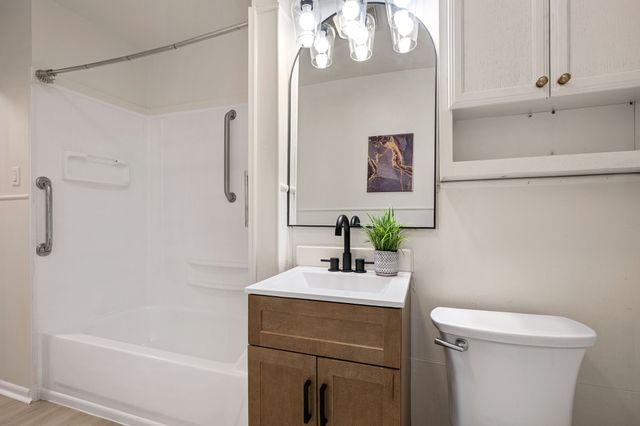 7924 Chaparral Drive, White Settlement, TX 76108