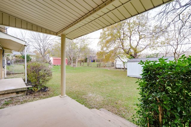 7924 Chaparral Drive, White Settlement, TX 76108