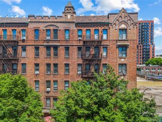 35 Crown Street 3B, Brooklyn, NY 11229