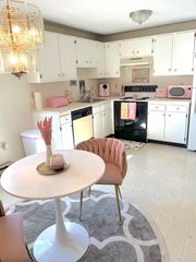 53 Fairfield Pk 53, Mansfield, MA 02048